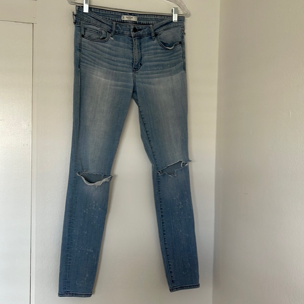 ABERCROMBIE JEANS